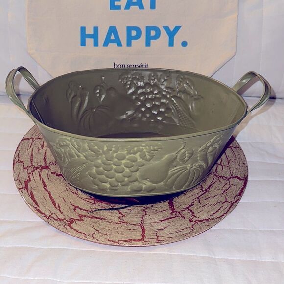 Metal Tin Bowl with Handles Green Fruit Harvest Dented Design - Picture 3 of 7